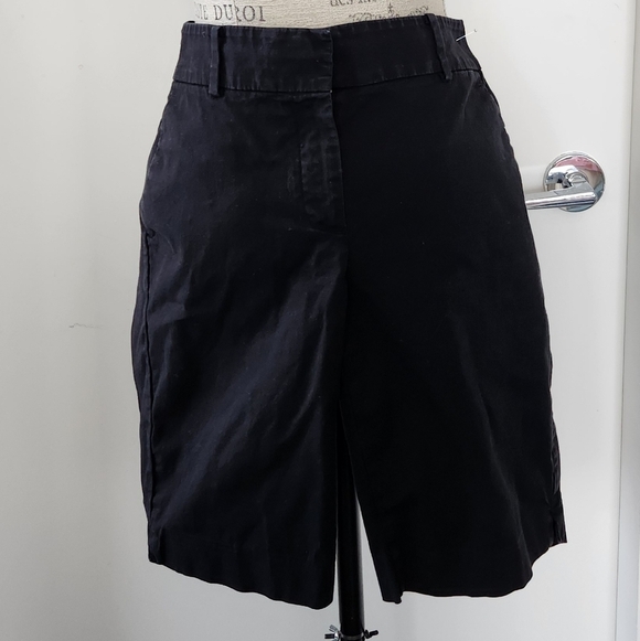 Ann Taylor black shorts - Picture 1 of 6